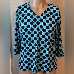 Lulu B Blue Ropes Infinity Knot 3/4 Sleeve V Neck Travel Top Medium
